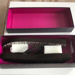 Brand new in box Tory Burch flip flops